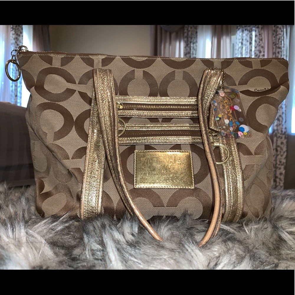 🎄Coach Gold Glitter Poppy Signature Bag Excellent